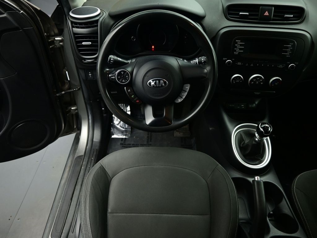 2015 Kia Soul Base photo 2