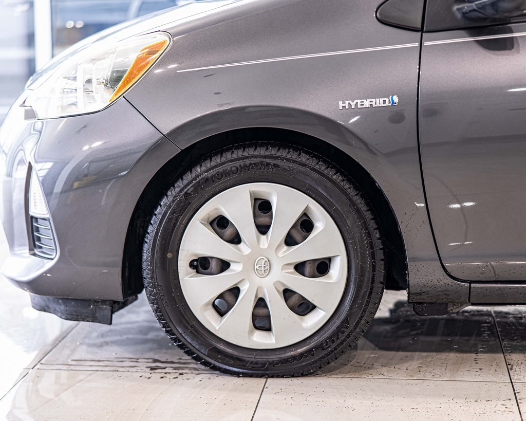 2014 TOYOTA PRIUS C - Image 8