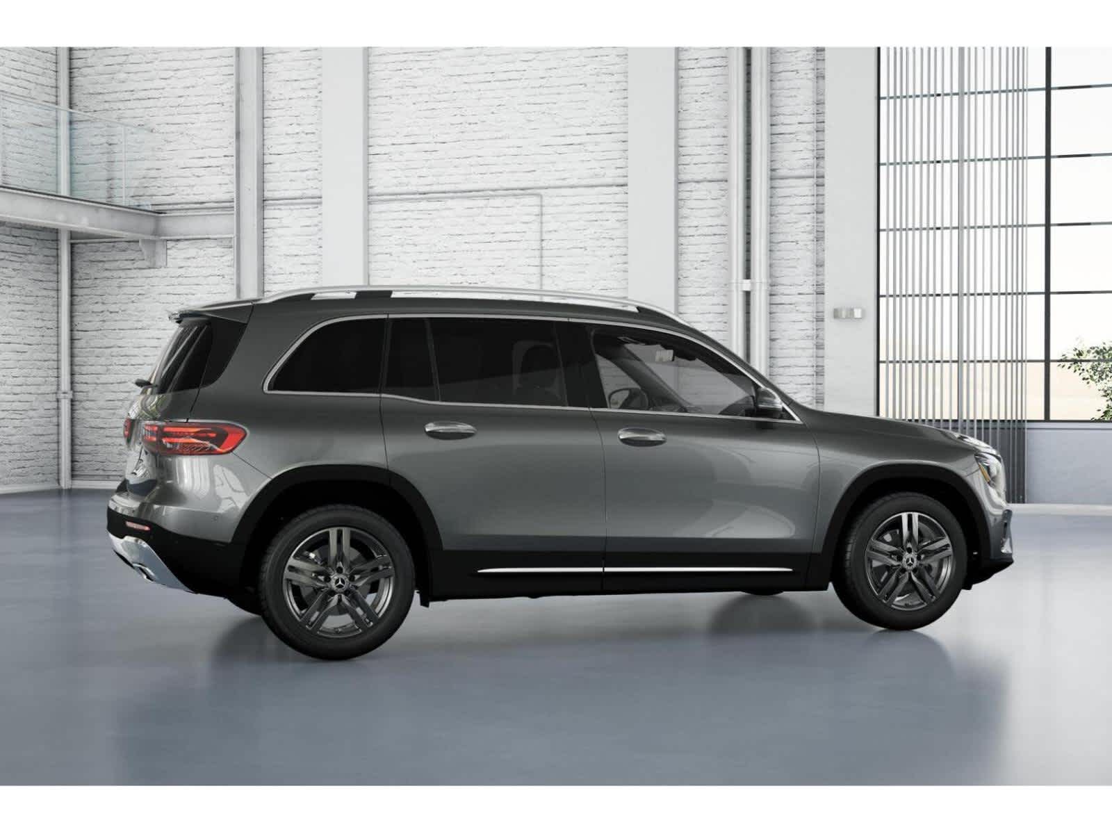 2026 Mercedes Benz GLB 250 photo 17