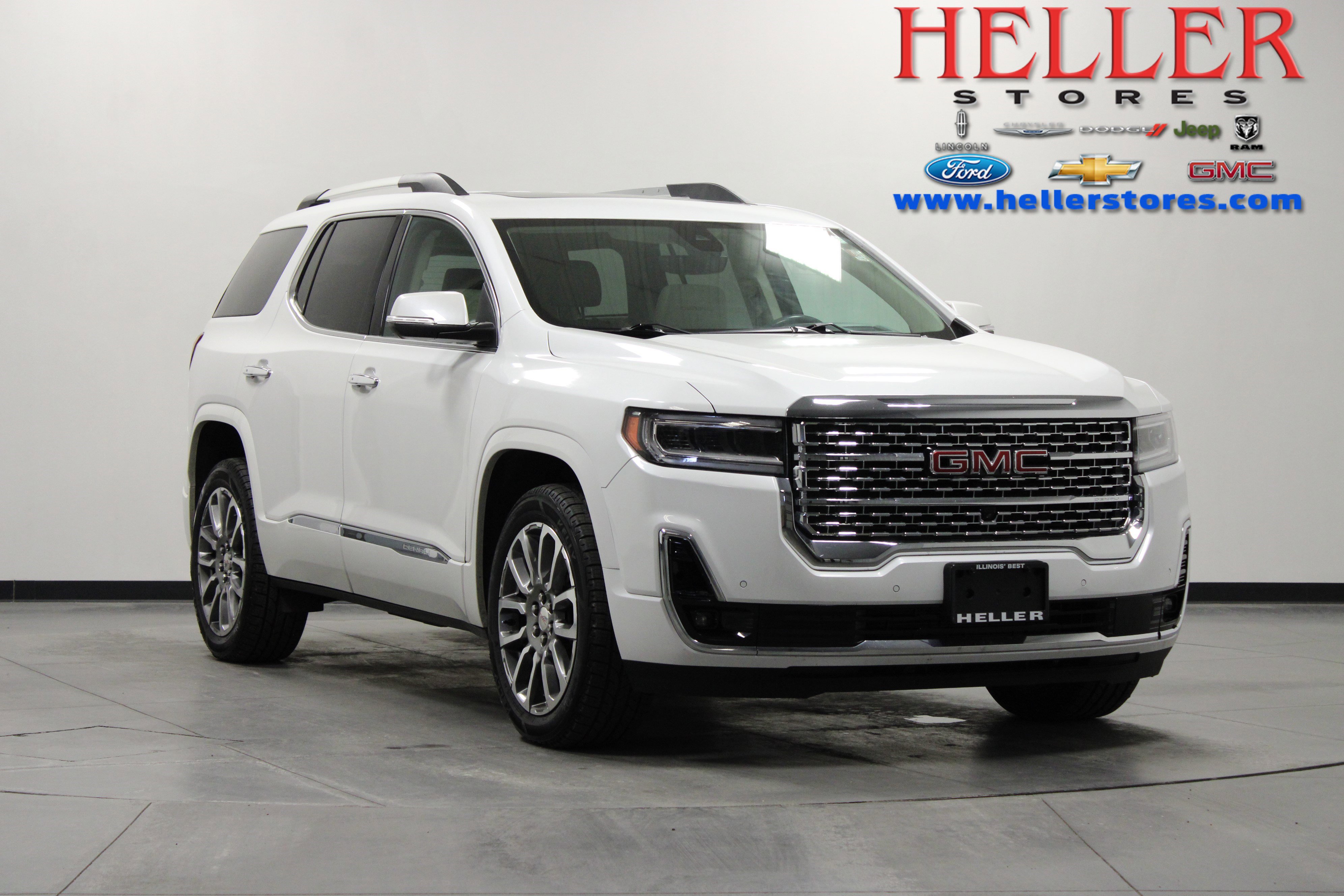 2022 GMC Acadia Denali's photo