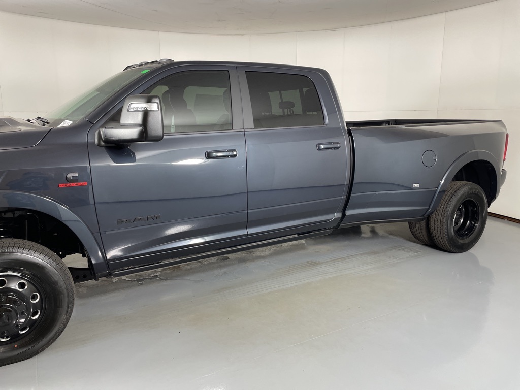 2026 Ram 3500 Limited photo 4