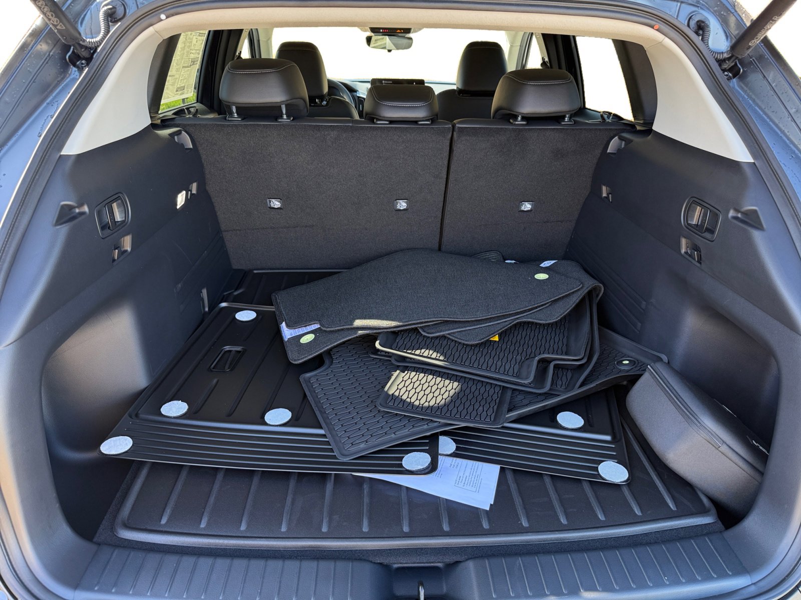 2025 Mazda CX-50 2.5 S Preferred photo 14