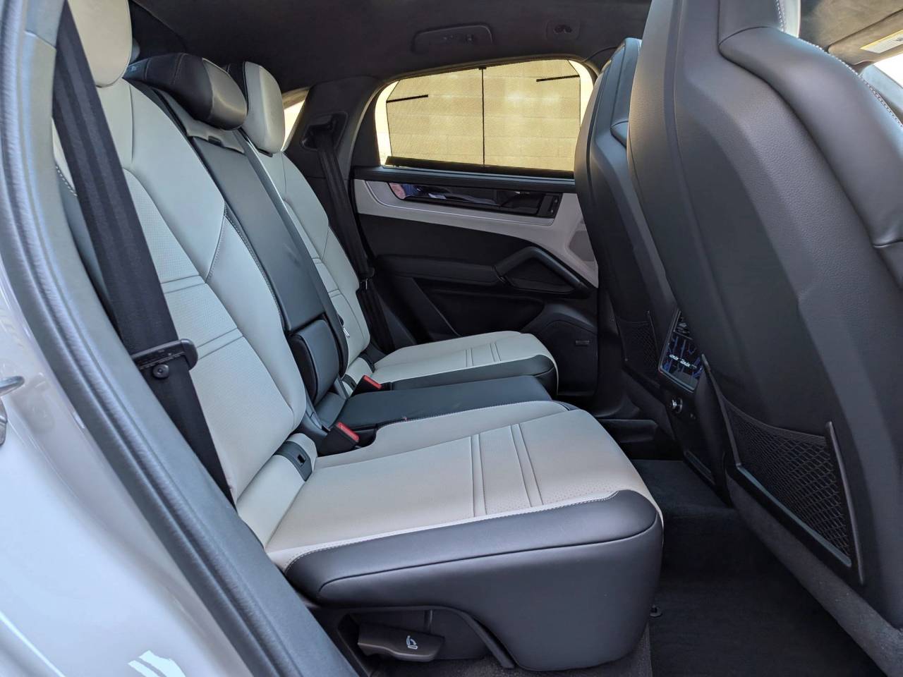 2026 Porsche Cayenne Coupe S photo 22