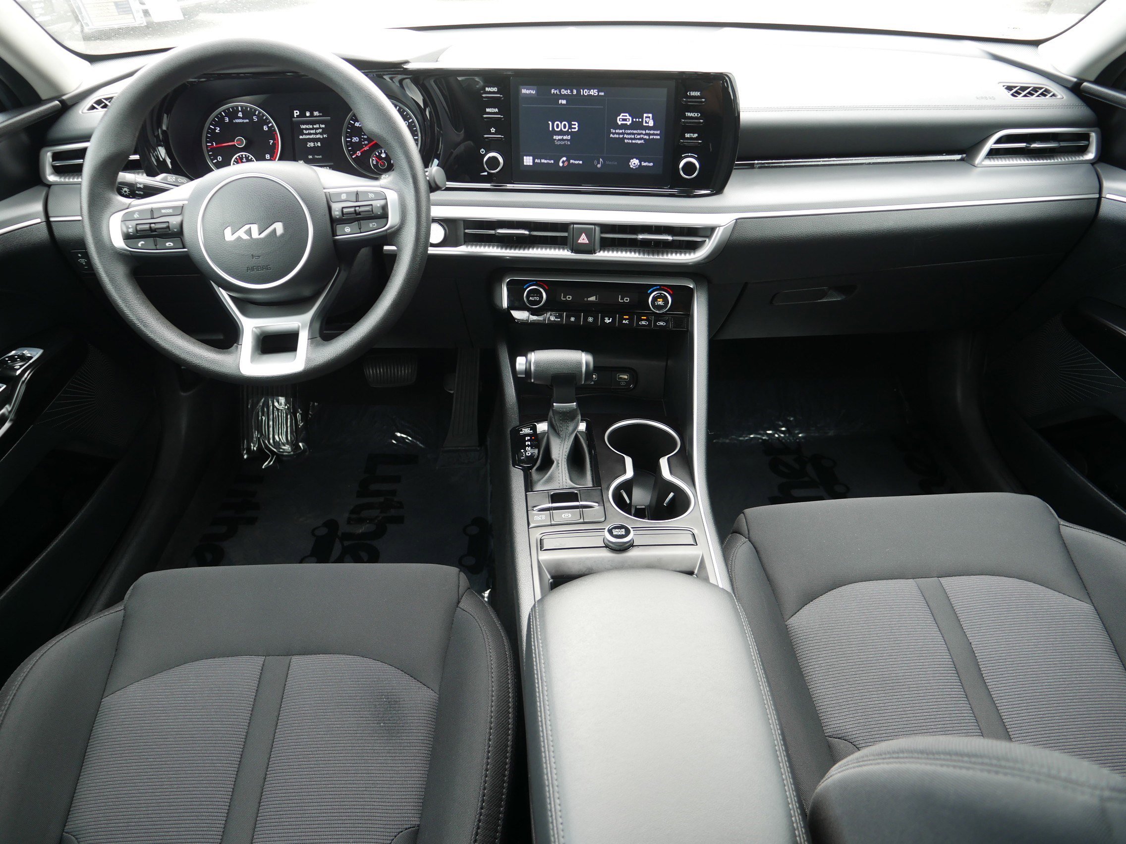 2024 Kia K5 LXS photo 10