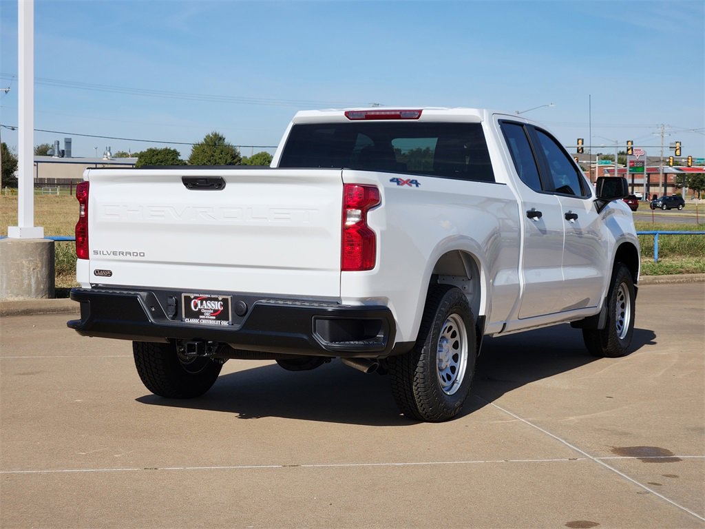 2026 Chevrolet Silverado Work Truck photo 3