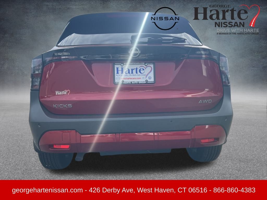 2026 Nissan Kicks SV photo 4