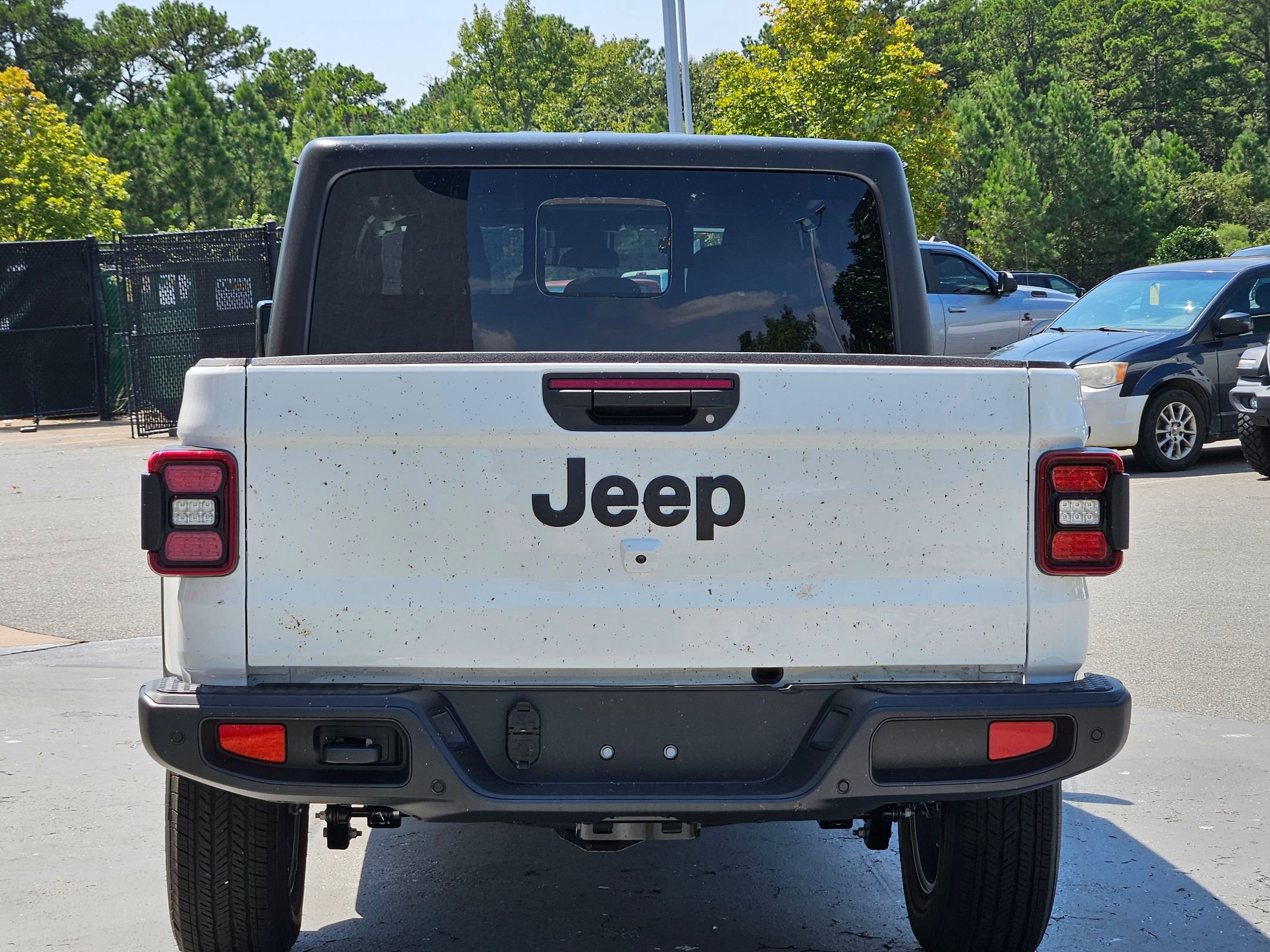 2025 Jeep Gladiator Sport S photo 6