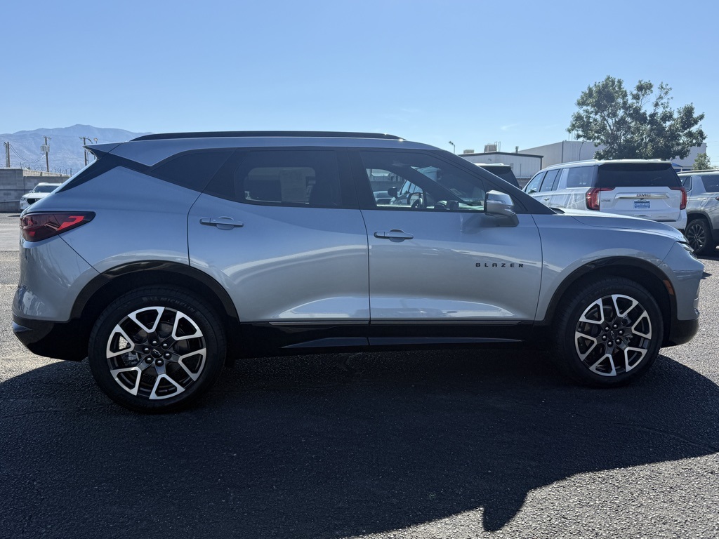 2023 Chevrolet Blazer RS photo 6