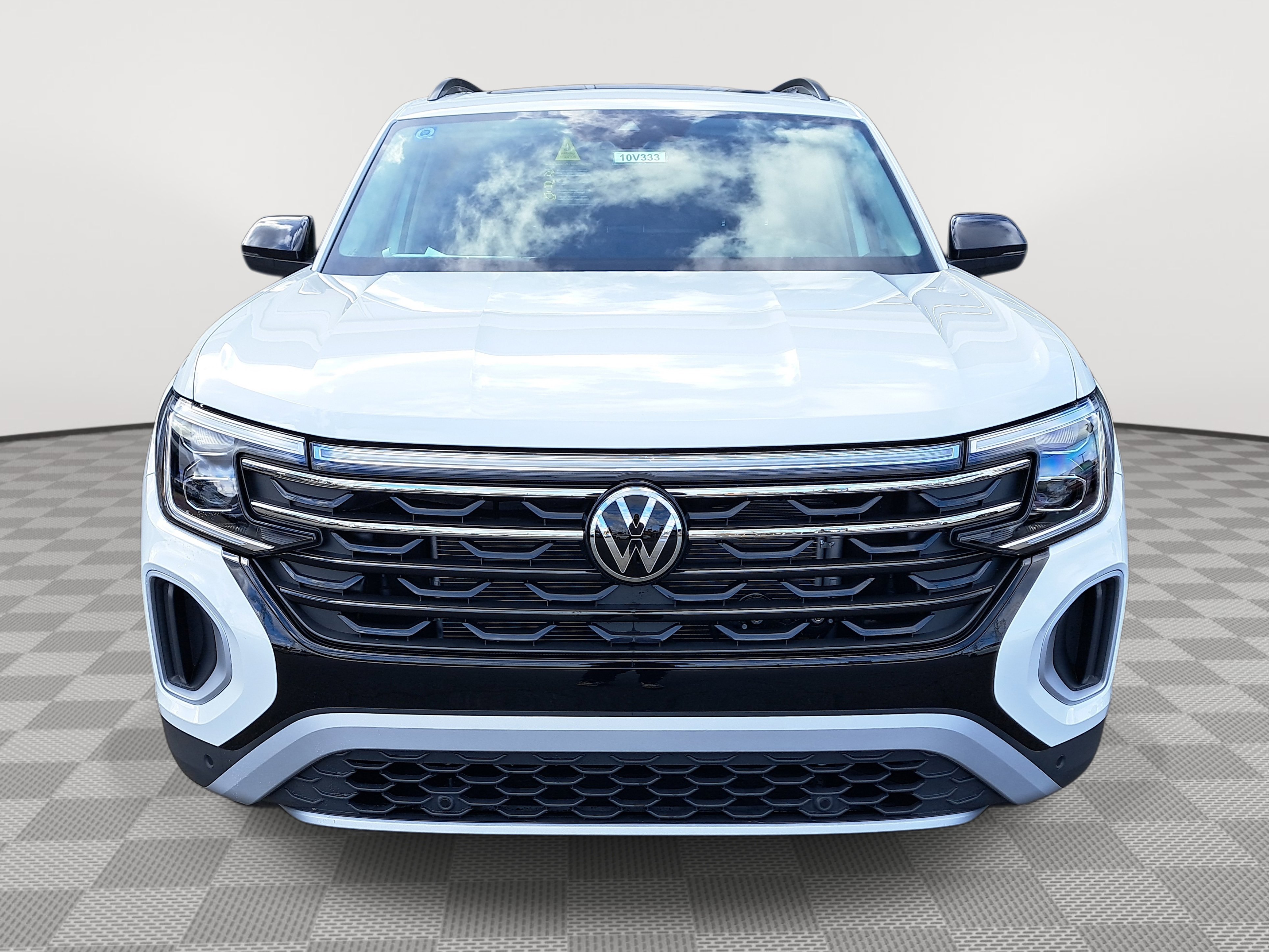 2025 Volkswagen Atlas Peak Edition SE photo 2
