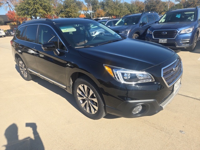 2017 Subaru Outback Touring's photo