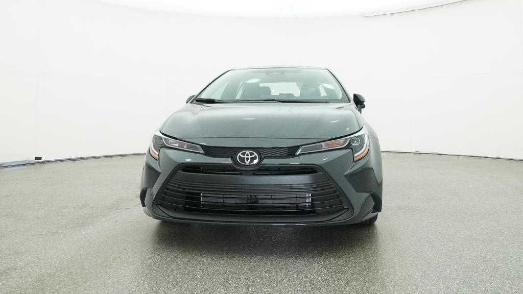 2025 Toyota Corolla LE photo 3