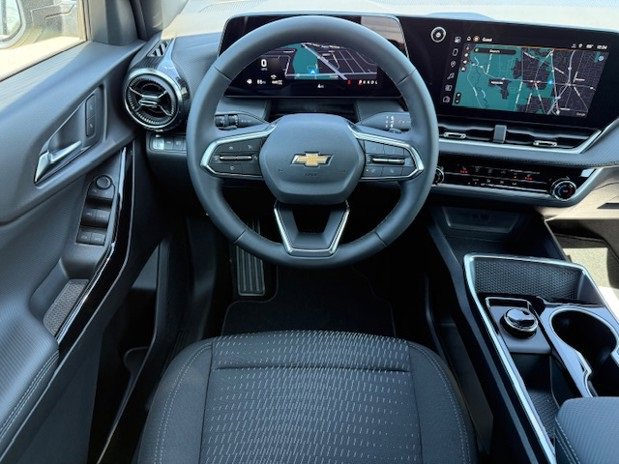2026 Chevrolet Equinox LT photo 23
