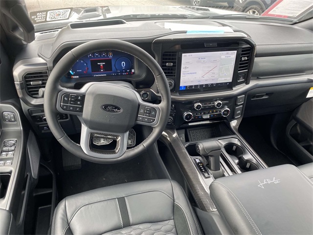2025 Ford F-150 Lariat photo 11