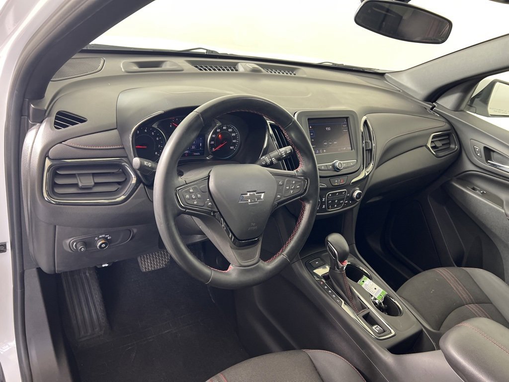 2023 Chevrolet Equinox RS photo 2