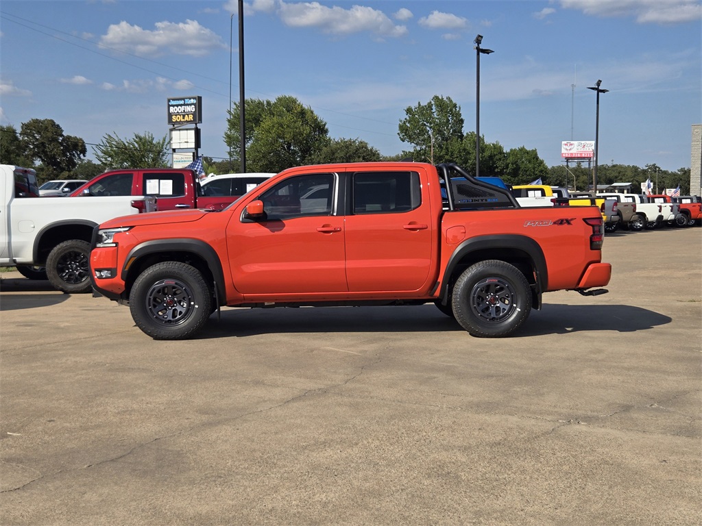 2025 Nissan Frontier PRO-4X photo 3