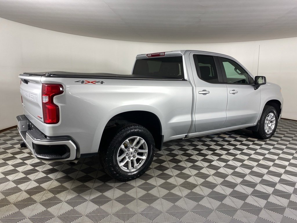 2022 Chevrolet Silverado 1500 RST photo 6