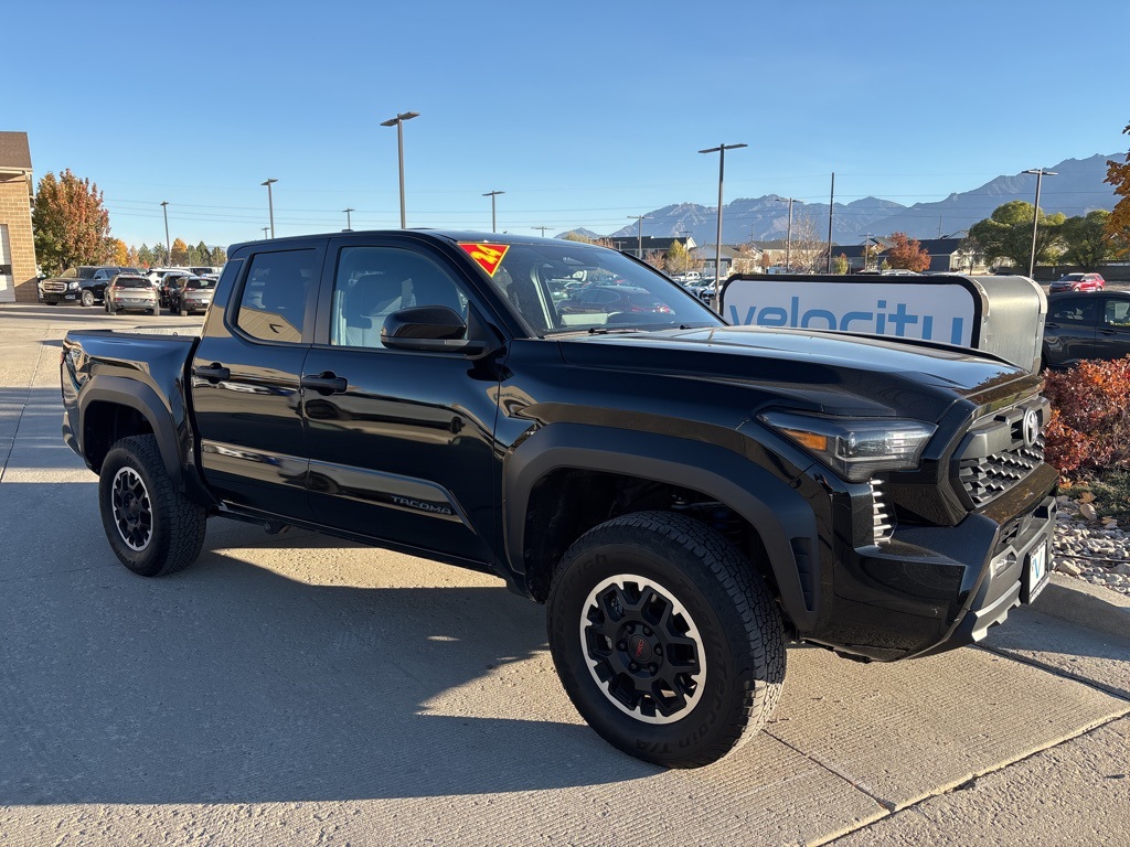 2024 Toyota Tacoma TRD Off Road's photo