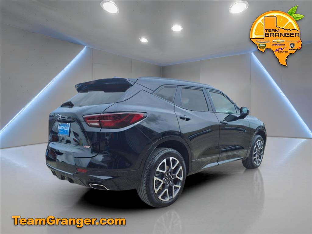 2024 Chevrolet Blazer RS photo 3