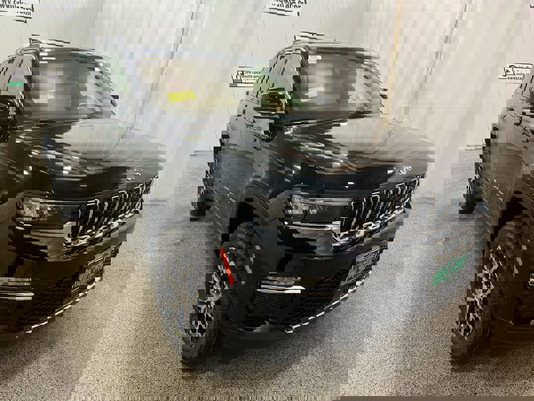 2025 Jeep Grand Cherokee Limited's photo