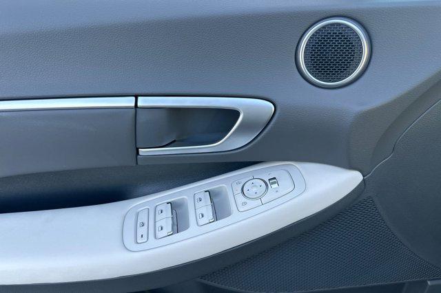 2026 Hyundai Sonata Hybrid Blue photo 11