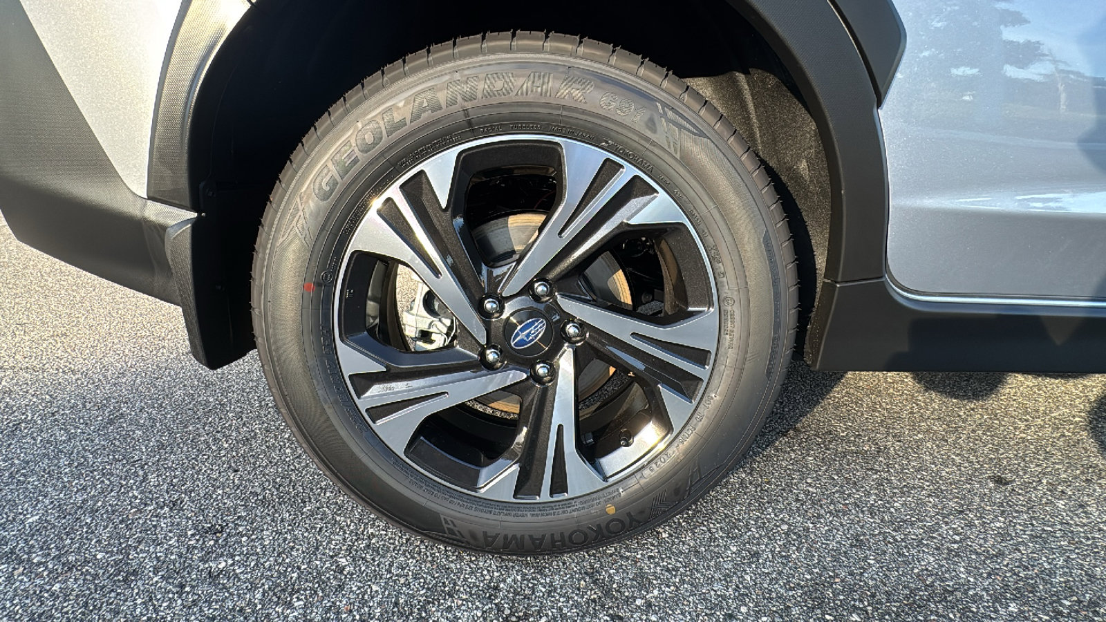 2025 Subaru Crosstrek Premium photo 8