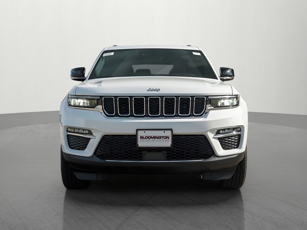 2025 Jeep Grand Cherokee Limited photo 2