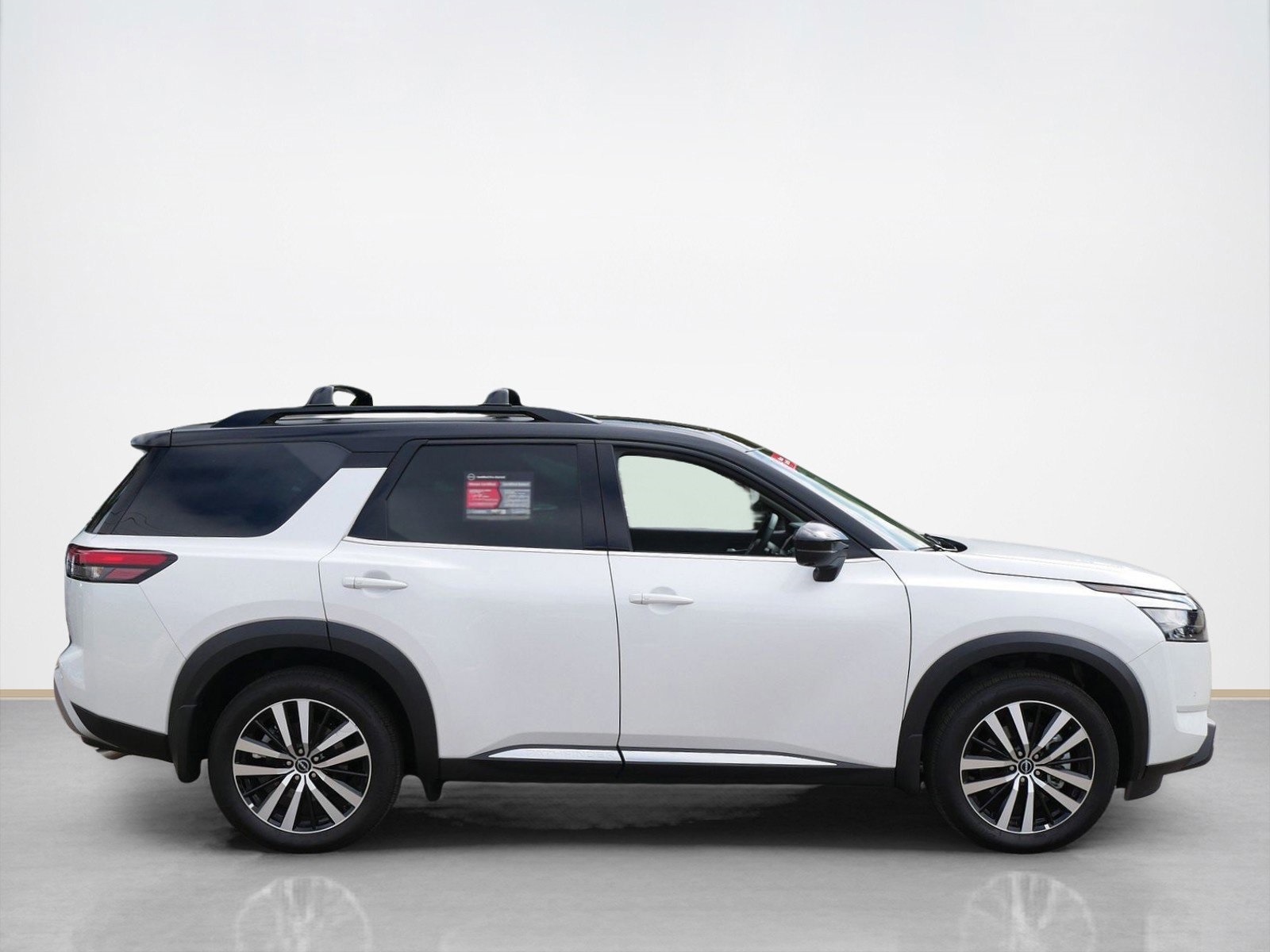 Certified 2025 Nissan Pathfinder Platinum with VIN 5N1DR3DK9SC255912 for sale in Maplewood, Minnesota