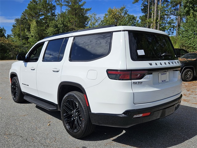 2025 Jeep Wagoneer Series II photo 9