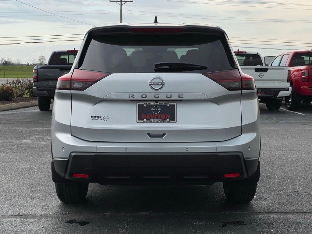 2025 Nissan Rogue S photo 2