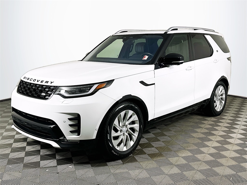 2021 Land Rover Discovery S R Dynamic's photo