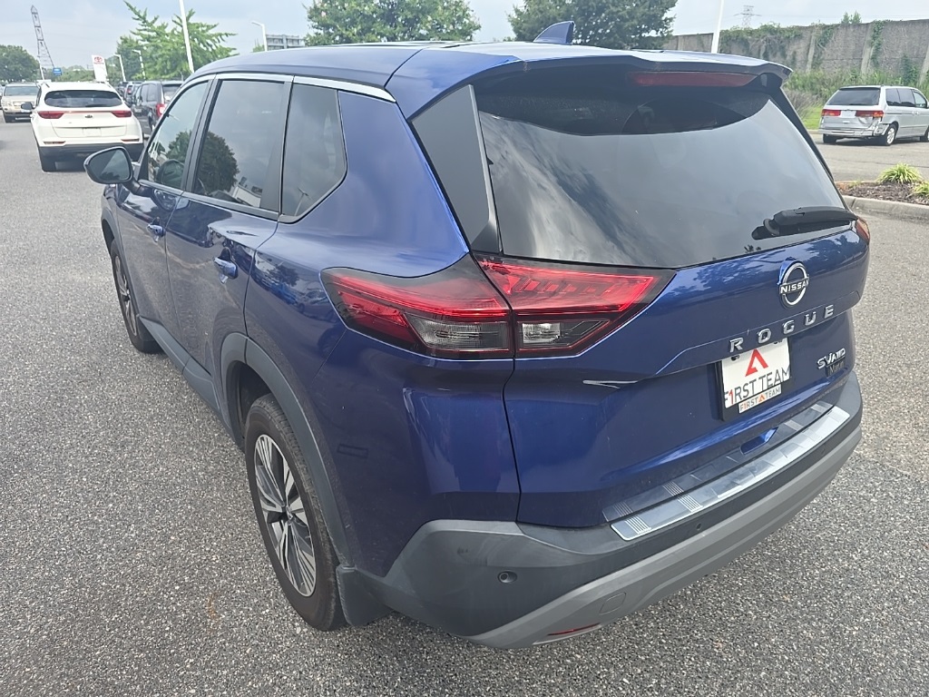 2022 Nissan Rogue SV photo 7