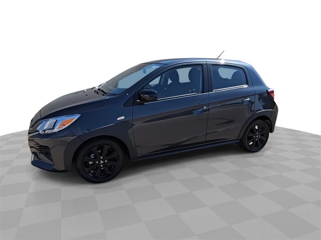 2024 Mitsubishi Mirage Black Edition photo 4