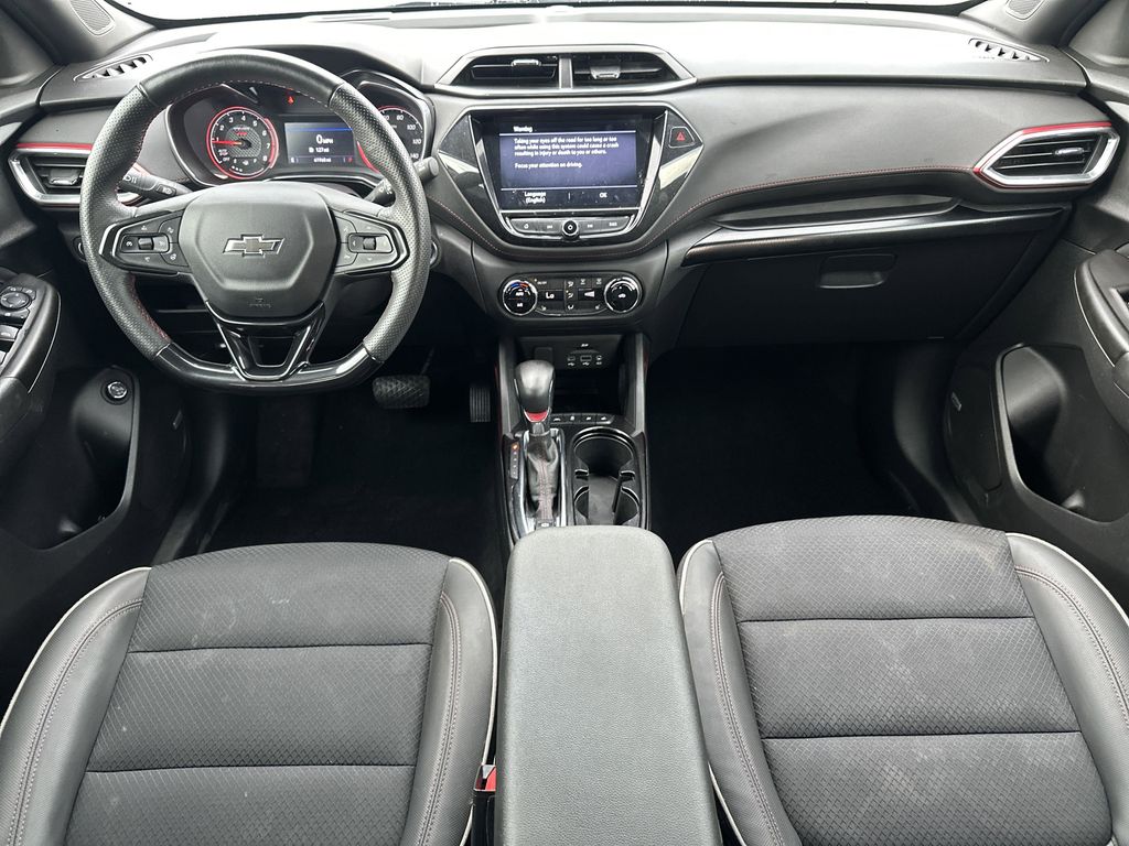 2023 Chevrolet Trailblazer RS photo 2