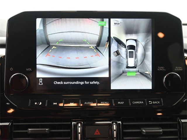 2022 Nissan Pathfinder SL photo 6