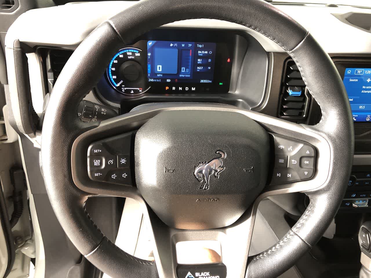 2022 Ford Bronco Black Diamond photo 13
