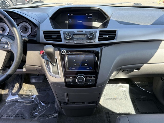 2015 Honda Odyssey EX-L photo 17
