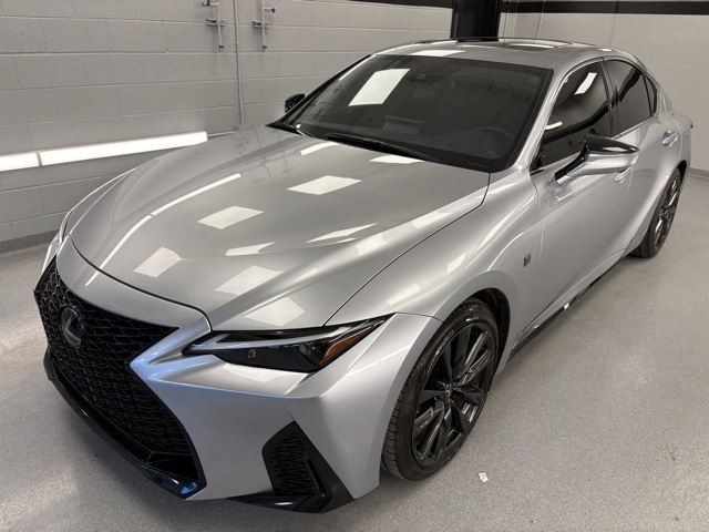 2025 Lexus IS 300 F SPORT DESIGN's photo