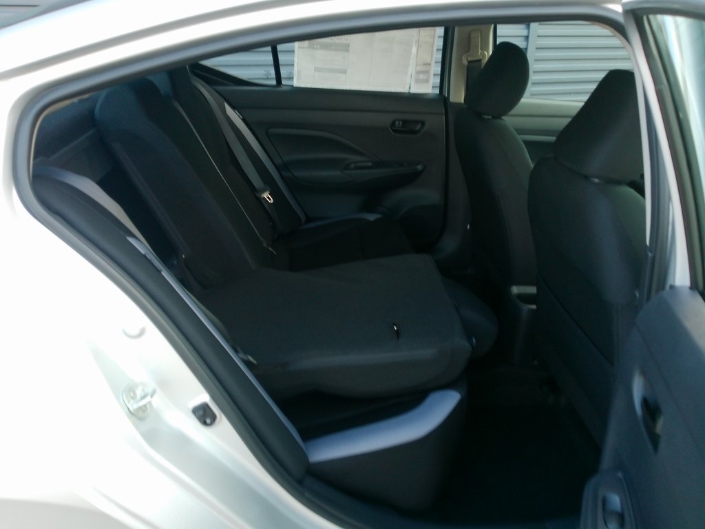 2025 Nissan Versa S photo 16