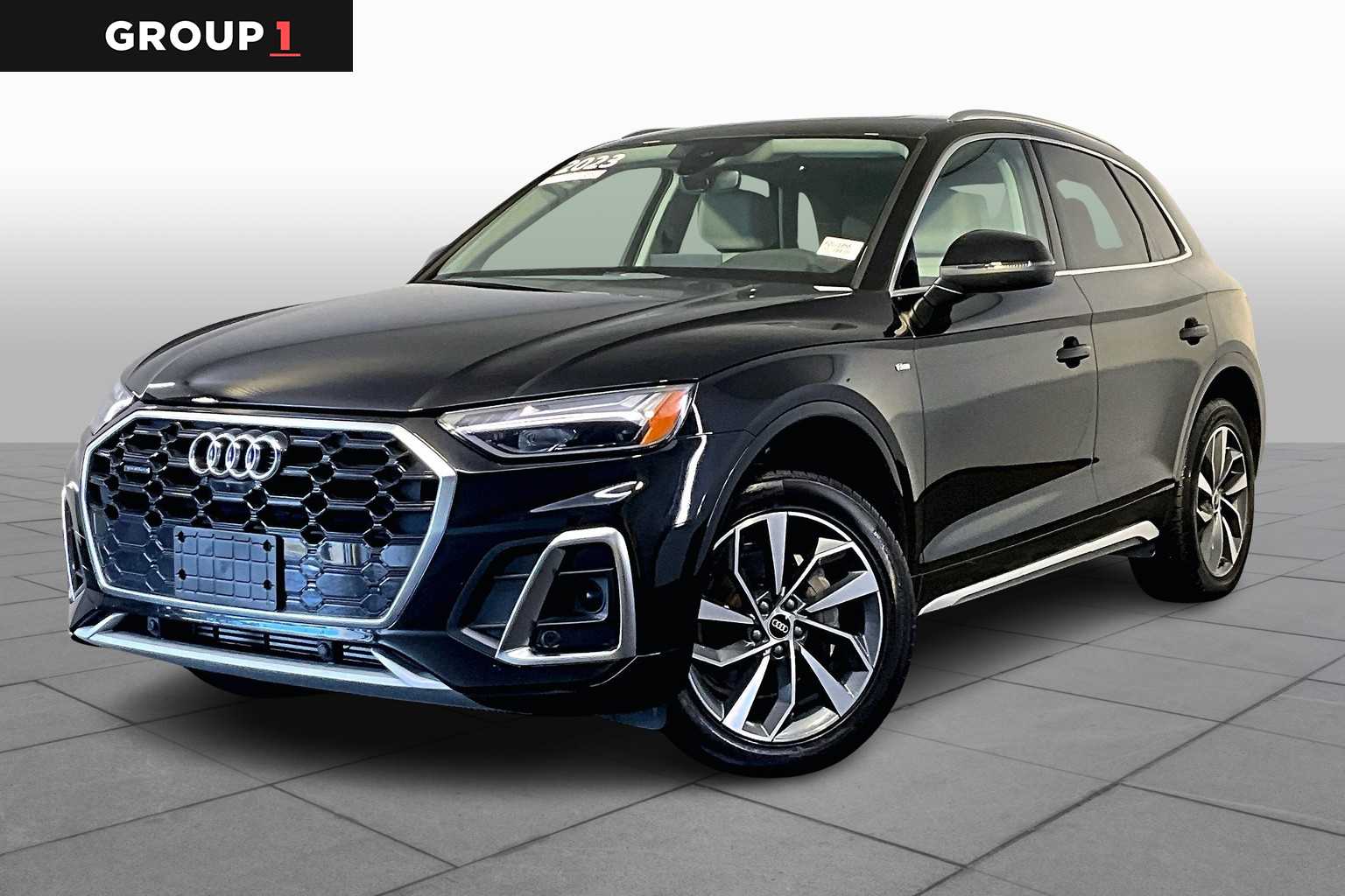 2023 Audi Q5 Premium Plus's photo