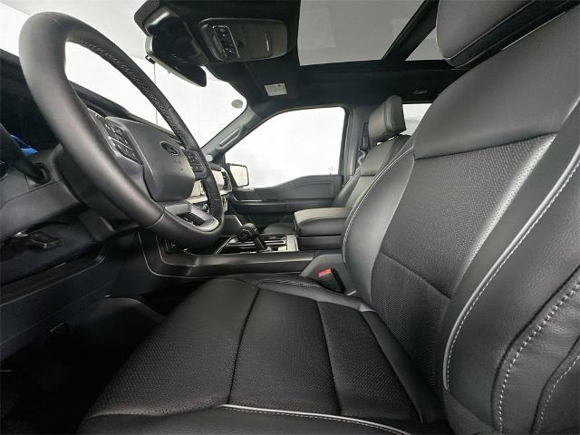 2025 Ford F-150 Lariat photo 29