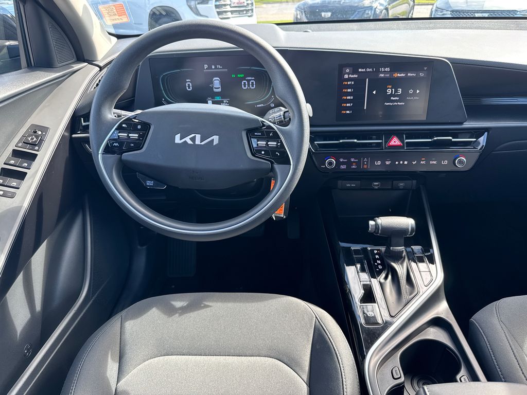 2024 Kia Niro LX photo 23