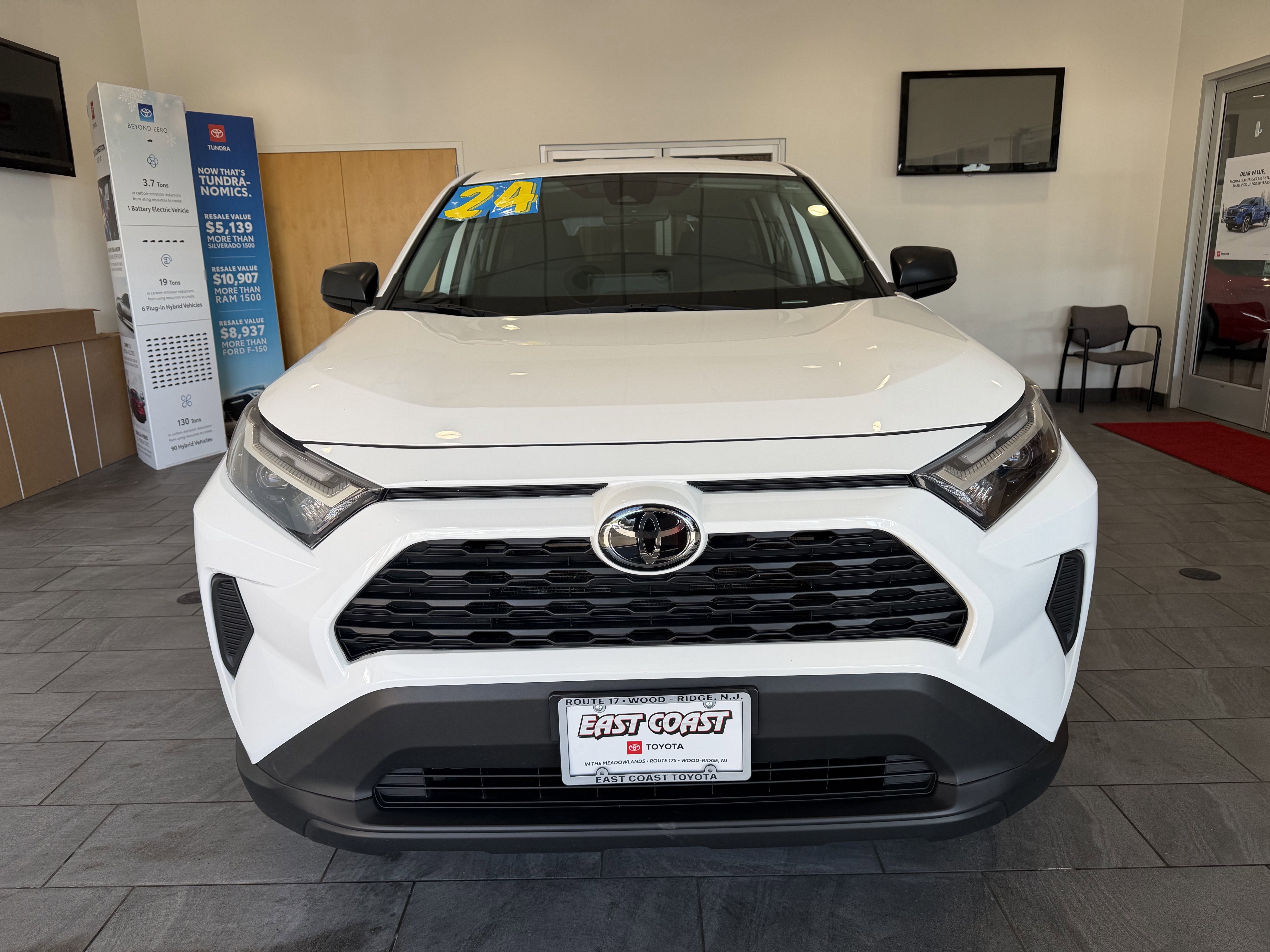 Used 2024 Toyota RAV4 LE with VIN 2T3F1RFV2RW437733 for sale in Kansas City