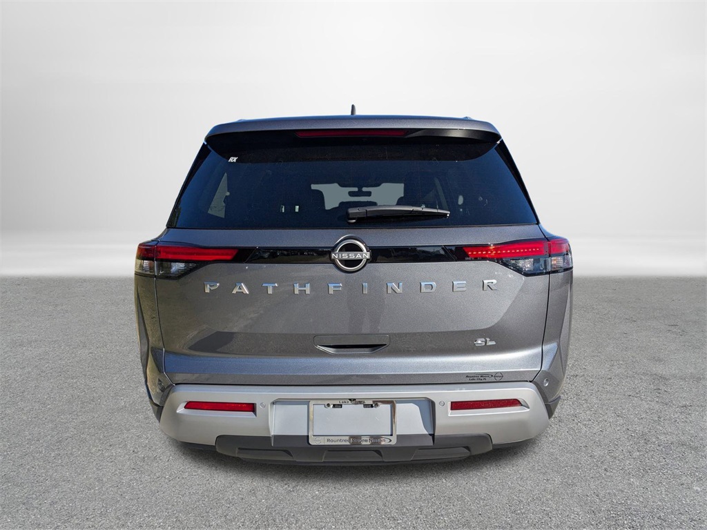 2025 Nissan Pathfinder SL photo 3