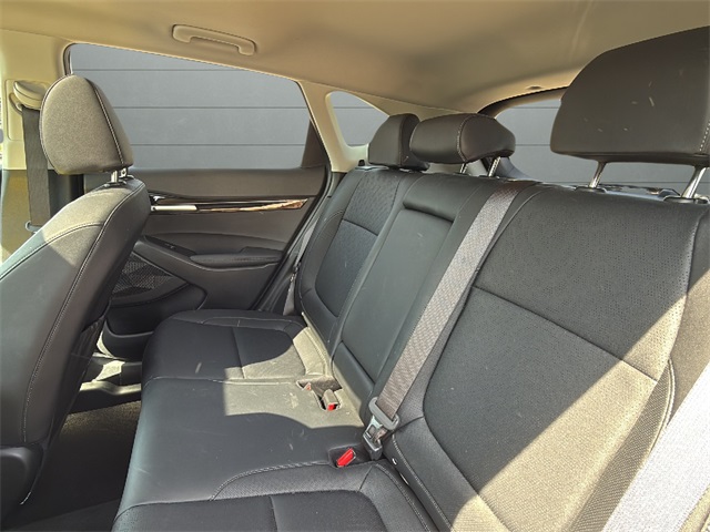 2023 Kia Seltos SX photo 17