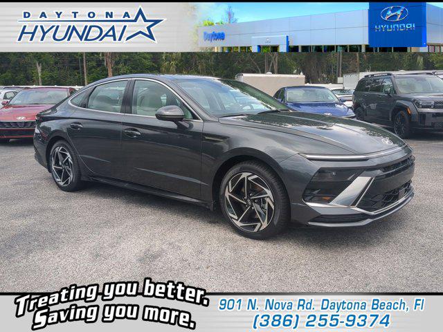 2025 Hyundai Sonata SEL's photo