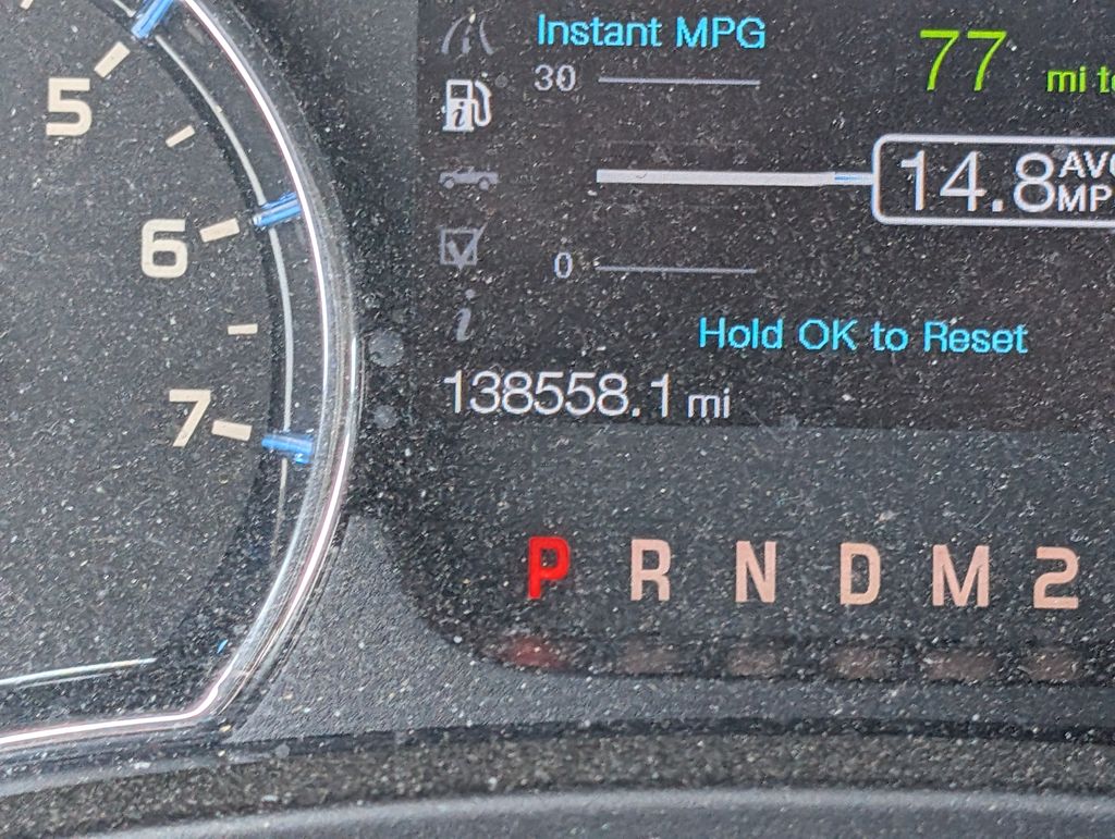 2011 Ford F-150 Lariat photo 11