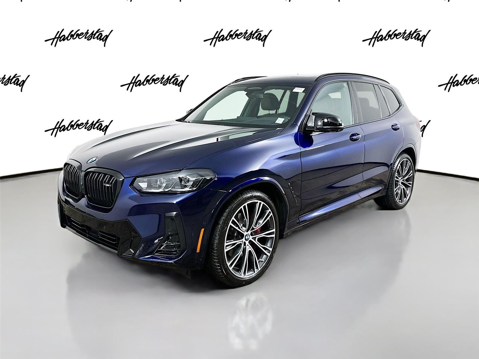 2024 BMW X3 40i's photo