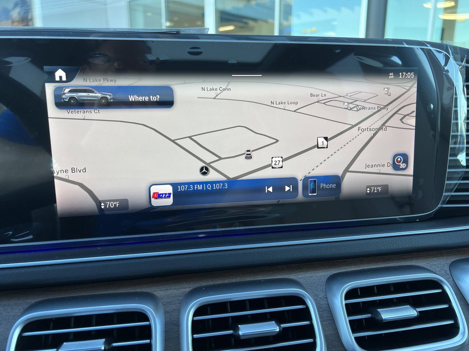 2025 Mercedes Benz GLS 450 4MATIC photo 39
