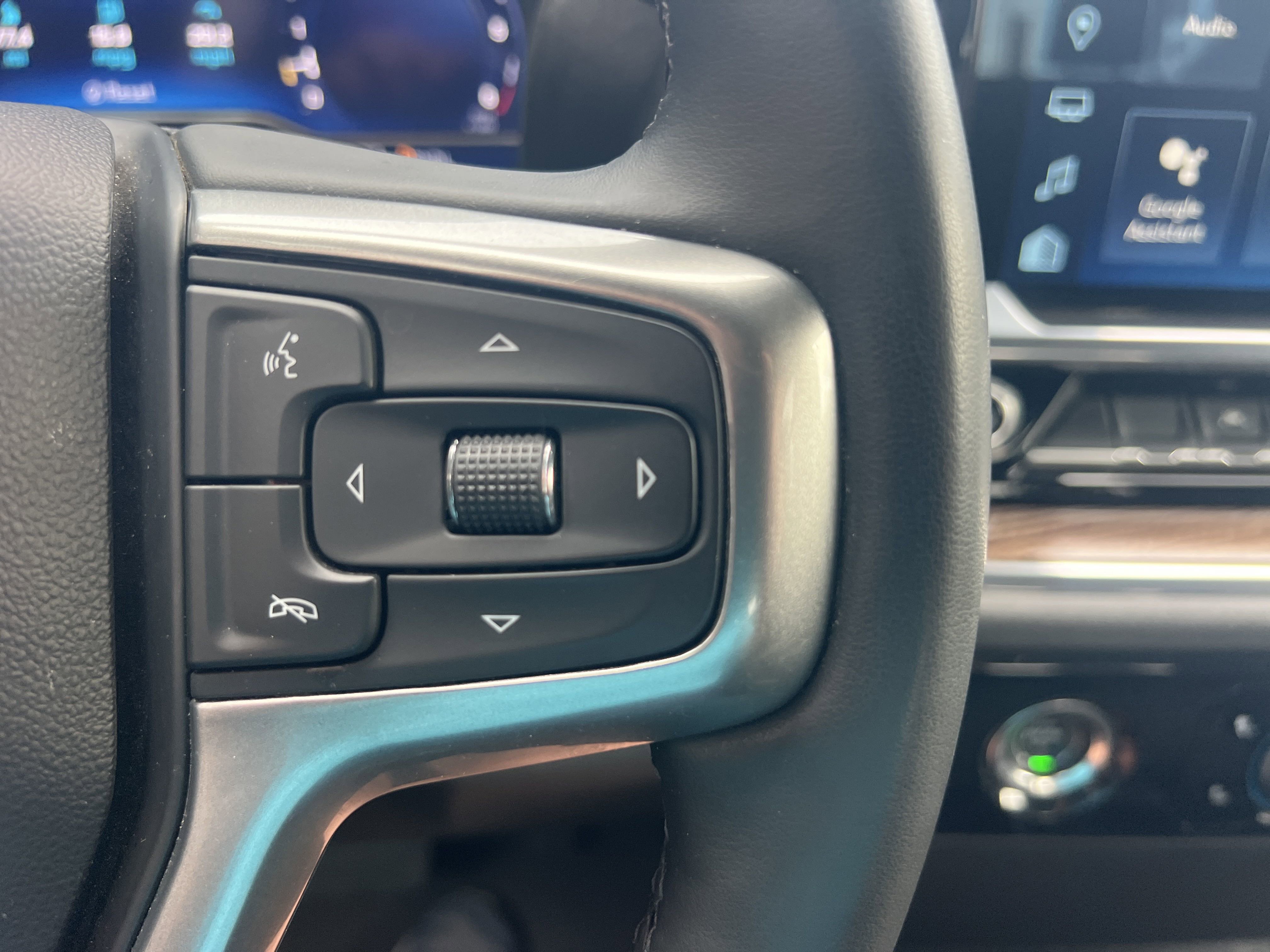 2024 Chevrolet Silverado 1500 LT photo 12