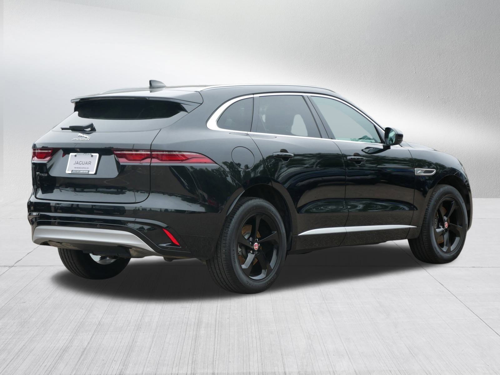 2023 Jaguar F-PACE P250 S photo 5